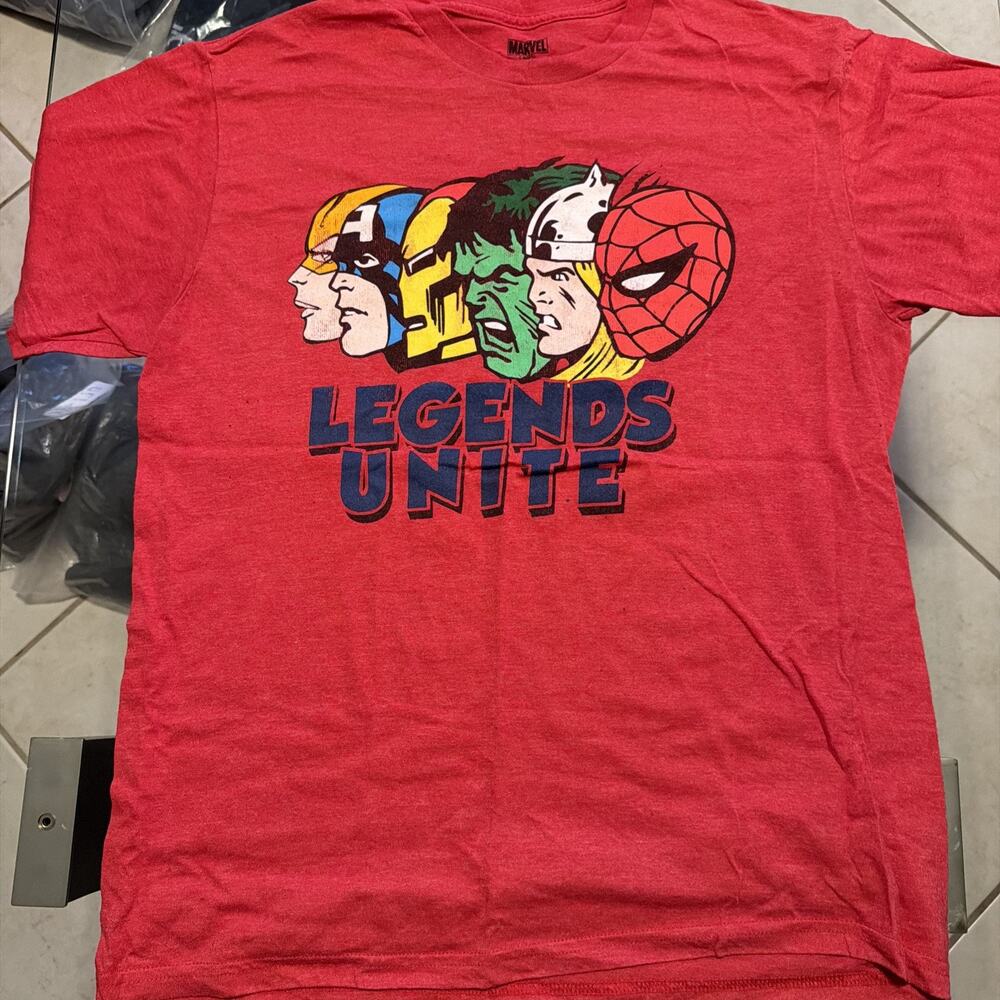 Marvel Legends Unite Red Men’s Large Shirt